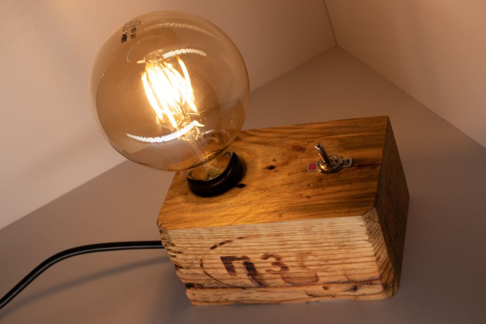 Светильник в лофт стиле