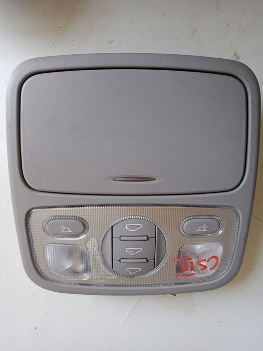 kia carens iii lampka podsufitki oświetlenie 2006-