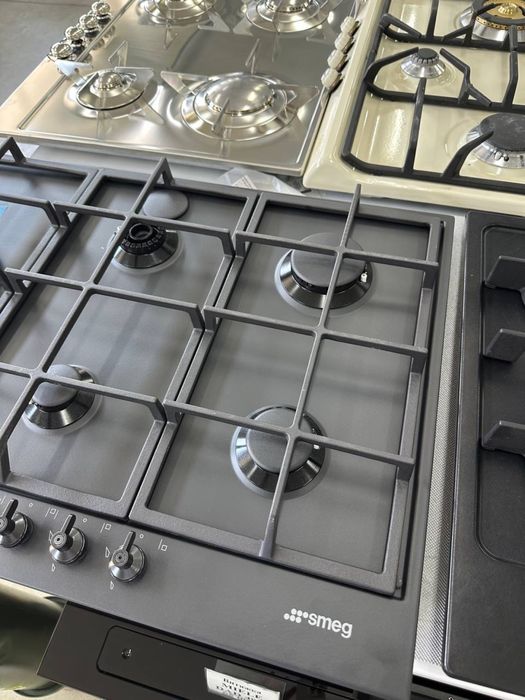 Вбудована газова плита Miele Smeg Franke