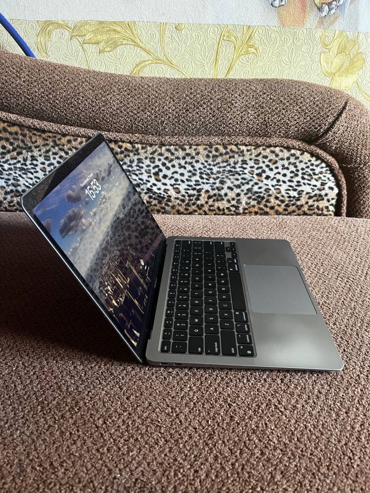 MacBook Air 2020 m1 256gb