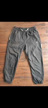 Nike Dri-FIT Standard Issue Pants Size L