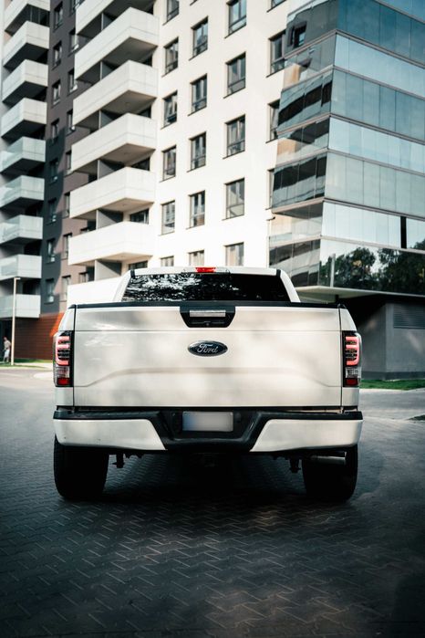 Wynajem Ford F-150 (wynajem bez kaucji) Wypożyczalnia Samochodów