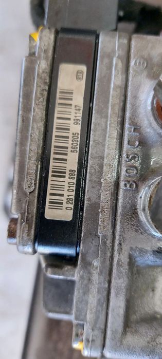Bomba injectora electrica Ford transit 2.4