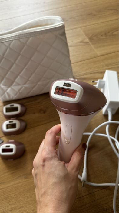 Depilator laserowy Philips Lumea IPL 9000 BRI 958/00