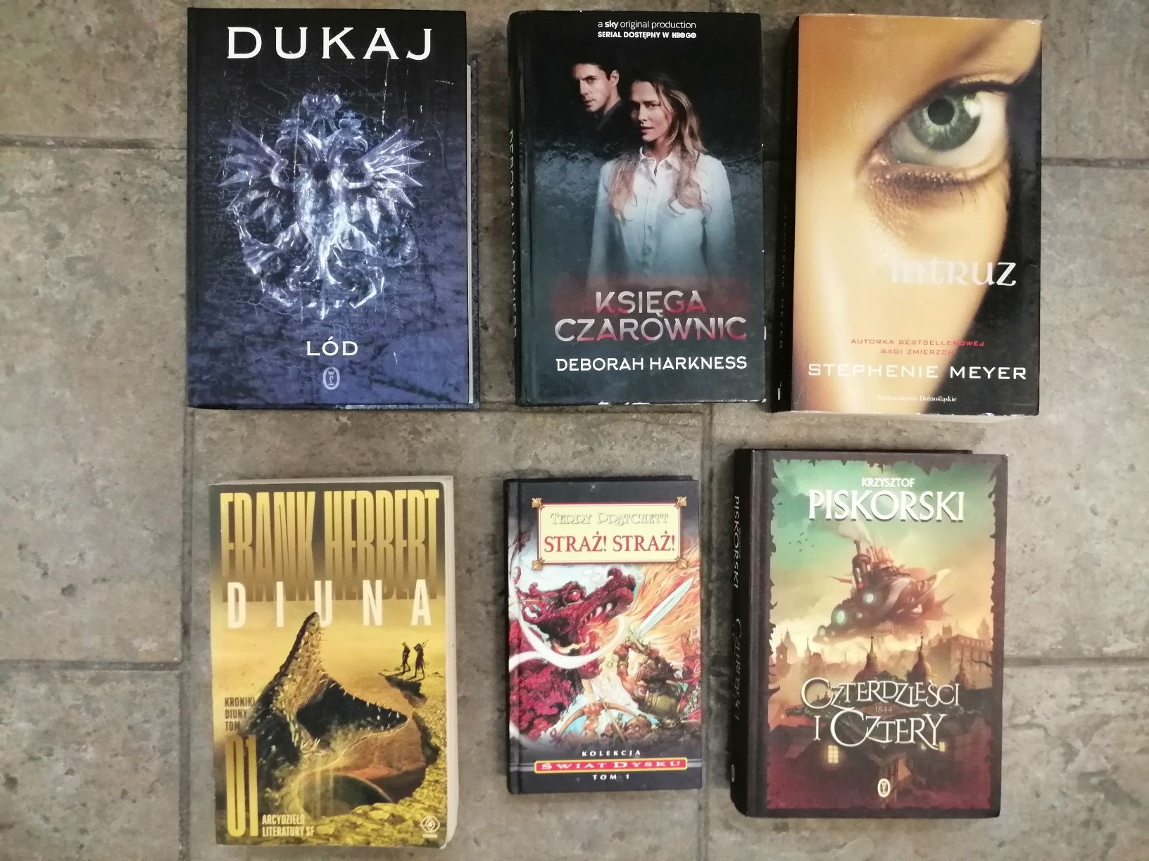 Dukaj, Komuda, Gaiman, Lem,Goodkind, Pilipiuk
