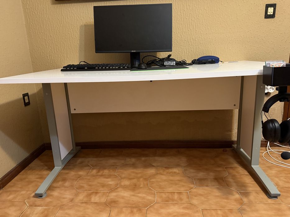 Mesa/ Secretaria