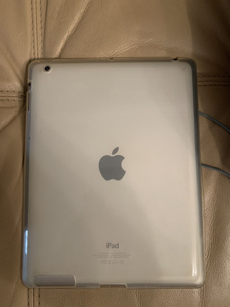 Ipad da 4 geração 16g em muito bom estado apple