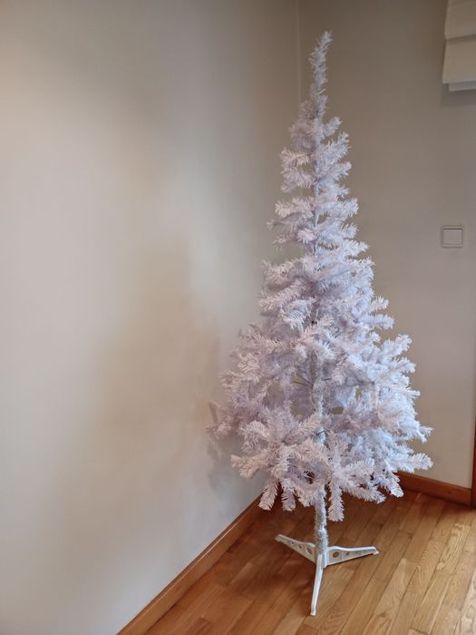 Árvore de natal branca com 1,80m