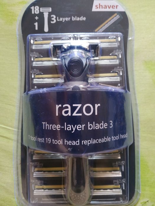 Станки для гоління 18+1 змінних касет по 3 леза