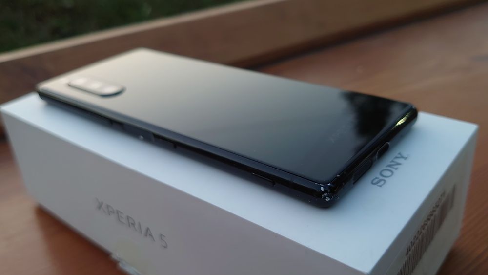 продам Sony Xperia 5 J9210 6/128GB Black (2SIM)