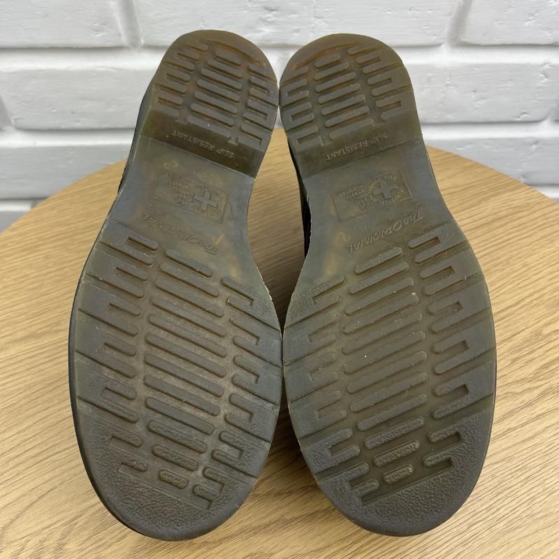 Чоловічі шкіряні туфлі дербі Dr. Martens