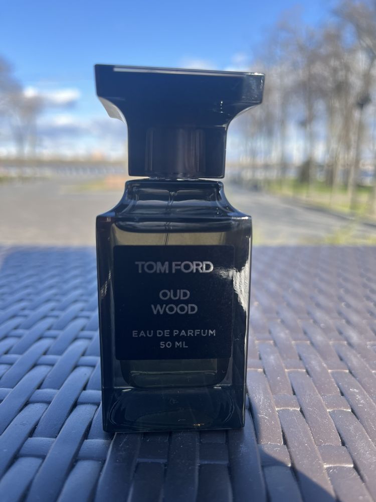 Духи Tom Ford Oud Wood