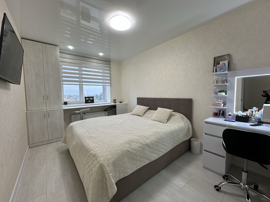 Продаж , Брама -1 / Слобожанський