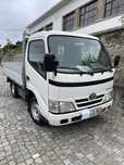 Vendo Toyota dyna com 65.000 km.