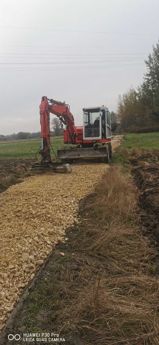 Roboty Ziemne, usługi koparką, rozbiòrki budowlane, przyłącza, zasypy.