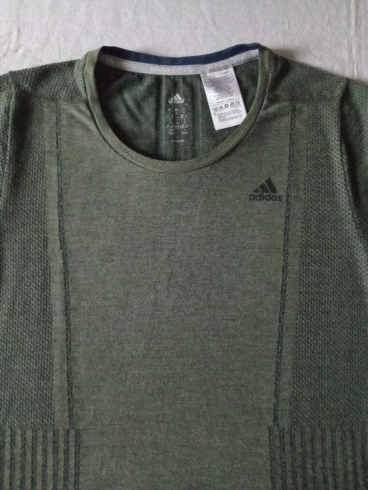 ADIDAS Спортивна футболка, термобілизна, вовна.