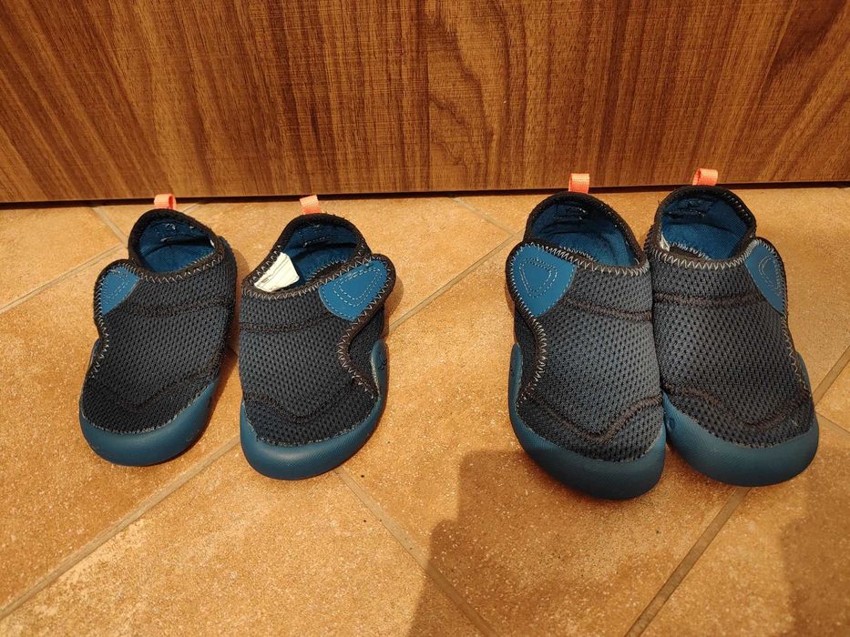 Buty, kapcie Decathlon Domyos Babylight 2 pary rozm. 25 i 27