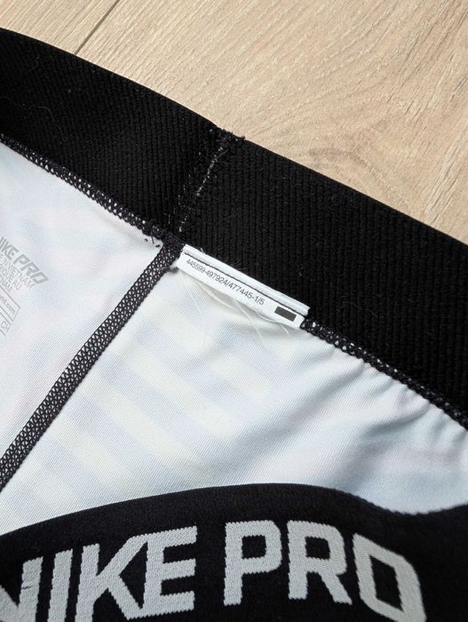 Nike pro legginsy