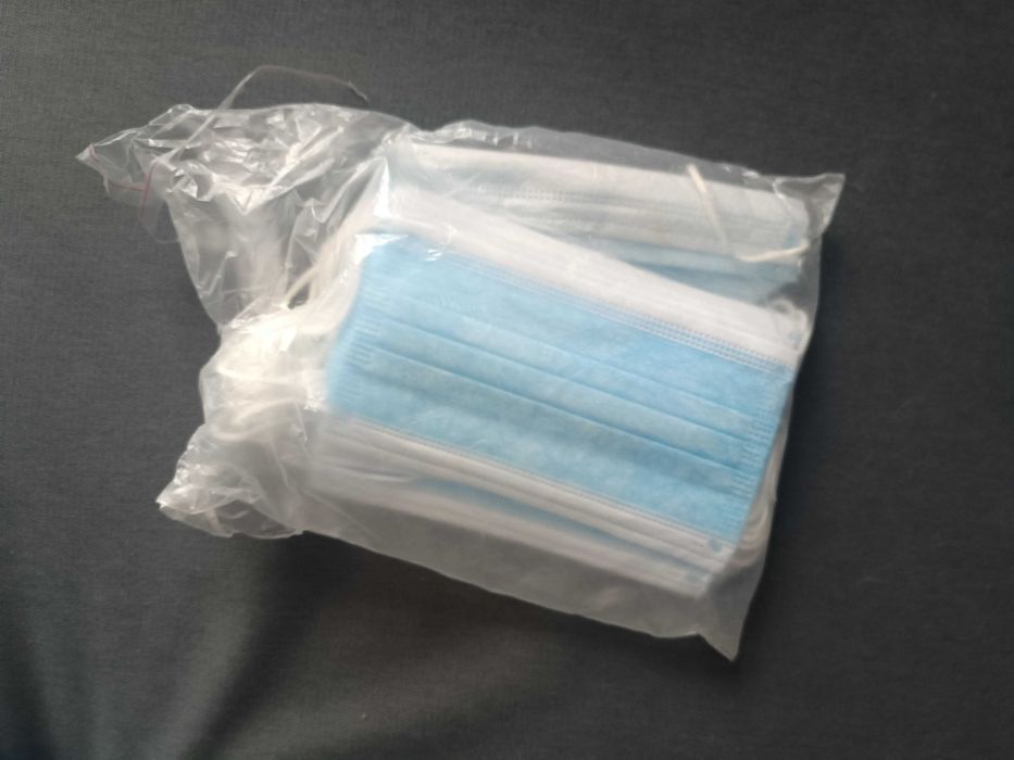 Маски медичні безкоштовно