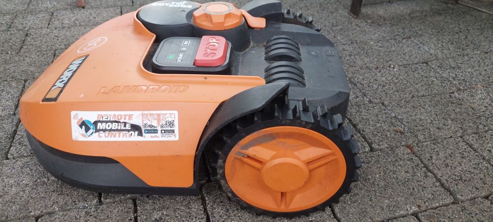 Kosiarka Worx automatyczna uszkodzona