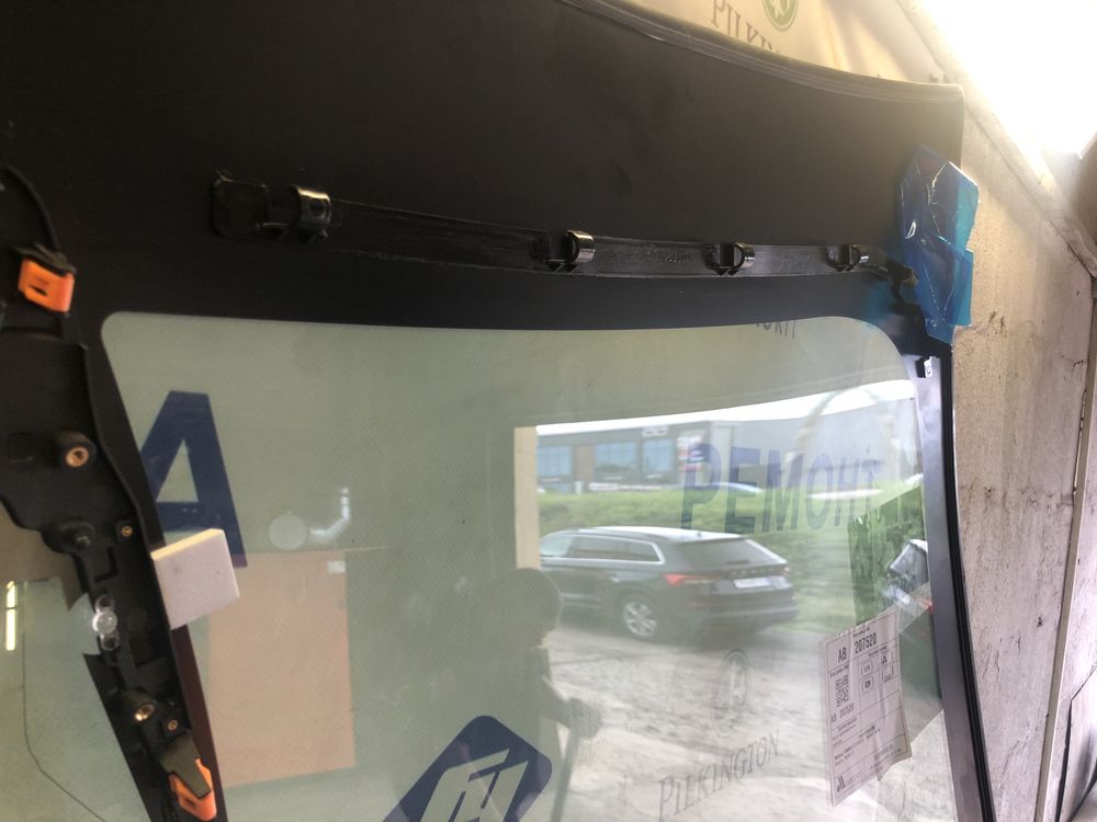 Лобовое стекло Tesla Model 3 2024 тасла м3