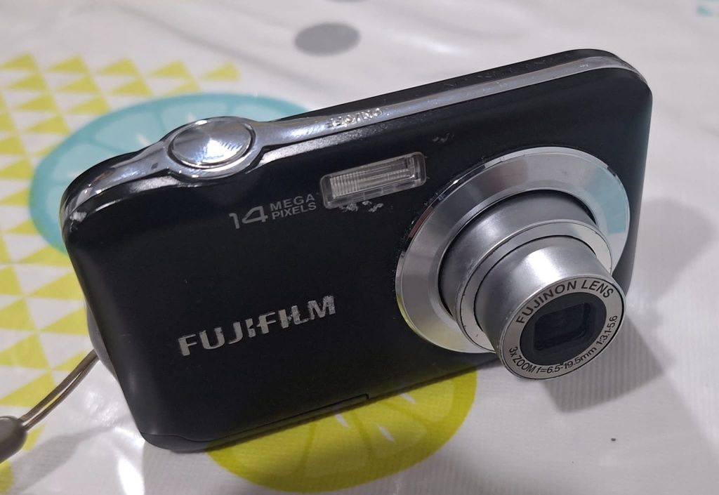 Fujifilm FinePix JV200 - sem carregador