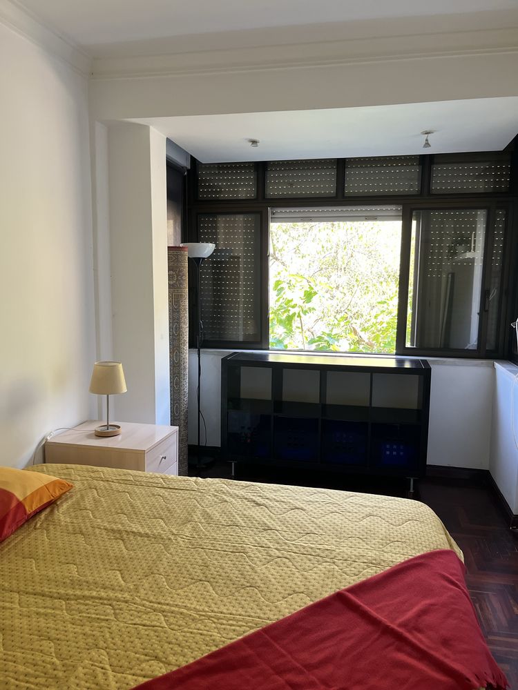 Quarto para arrendar