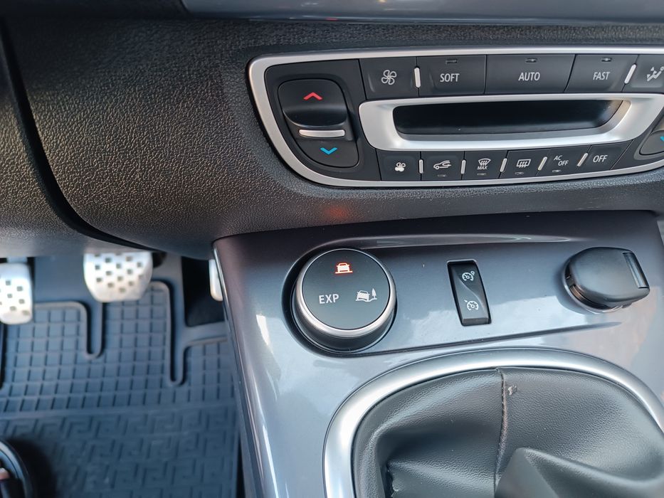 Продам Renault ScenicX-MOD