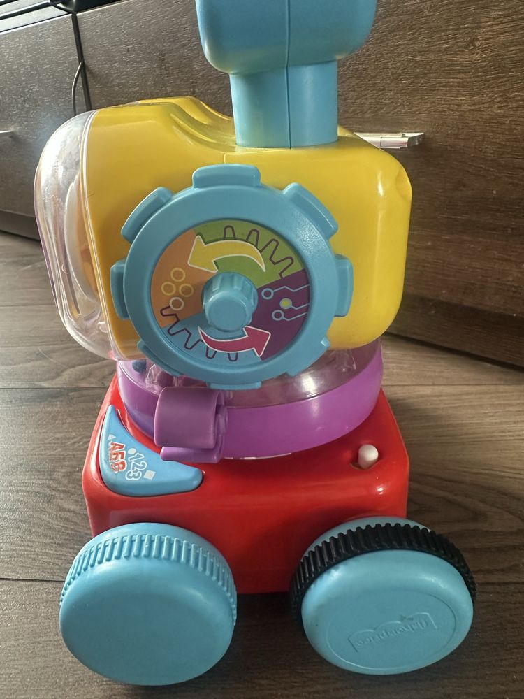 Робот Fisher price