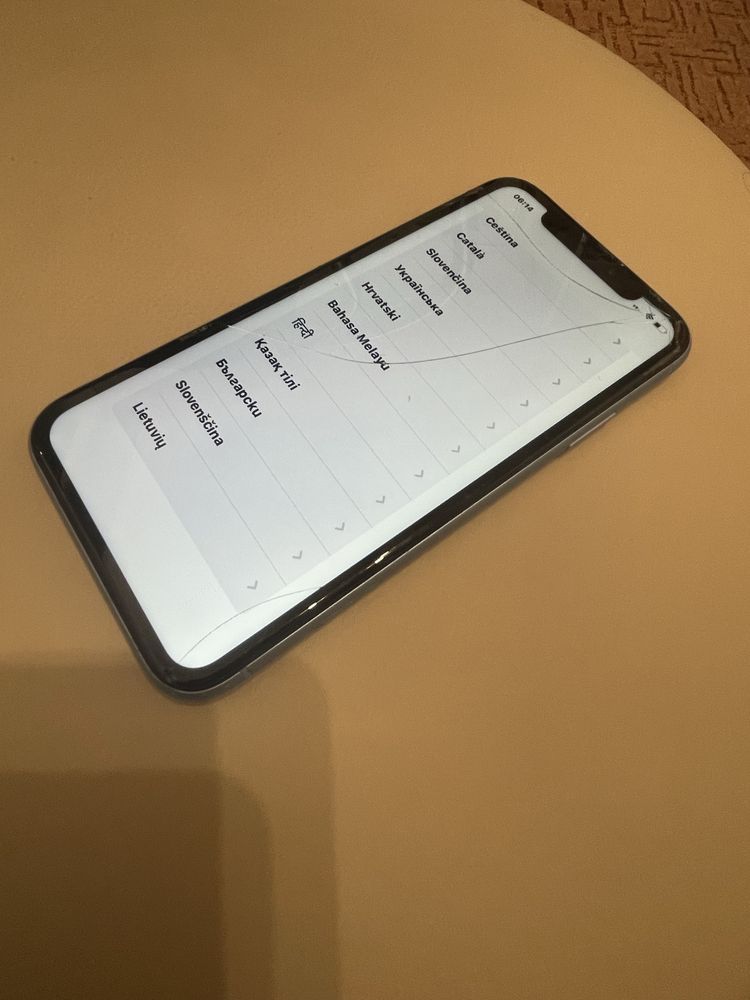 Продам Iphone xr