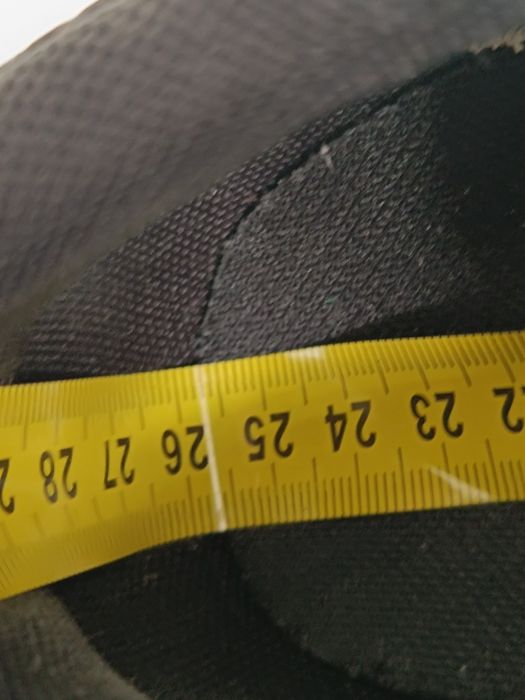 Under Armour r.42 (26 cm)  buty sportowe męskie