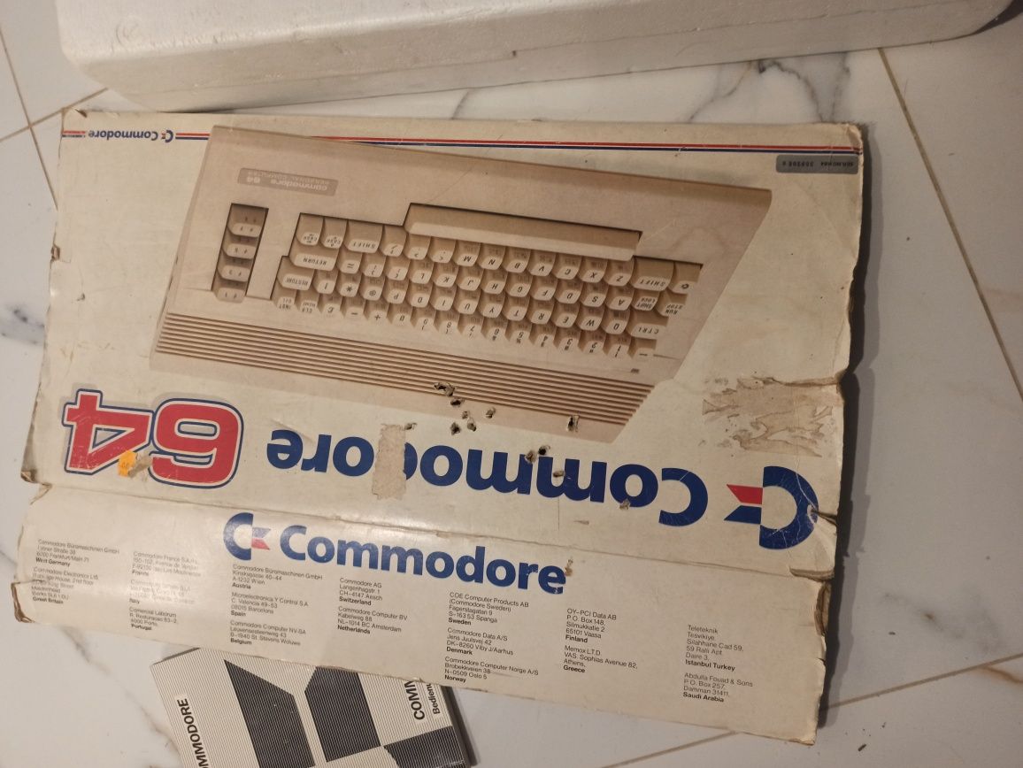 Commodore 64 w pudelku