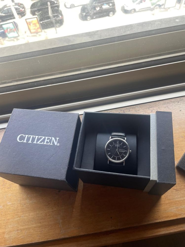 Relógio - Citizen Eco-Drive BM8240-03E