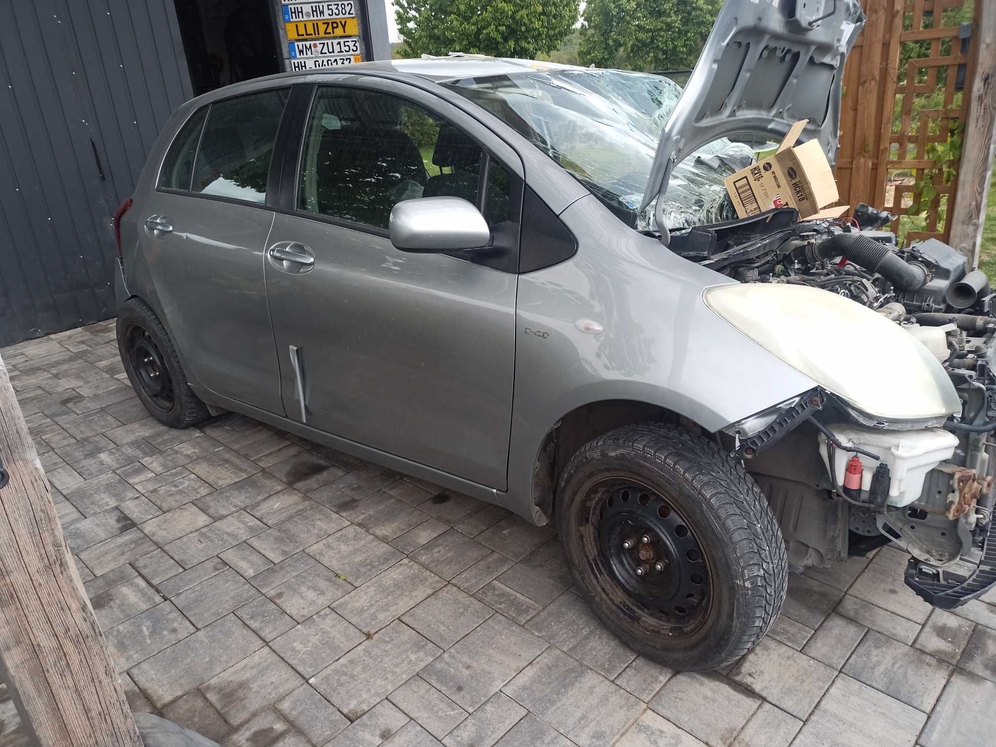 Toyota Yaris II  1.4 D4D kompresor pompa klimatyzacji Części