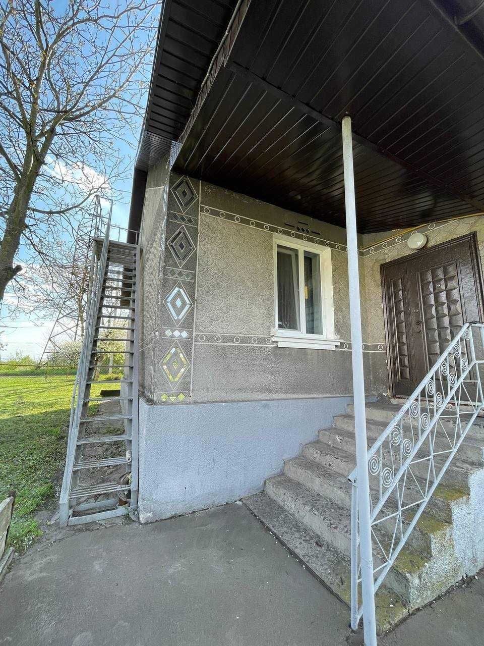 Продам будинок в  селі Межиріччя