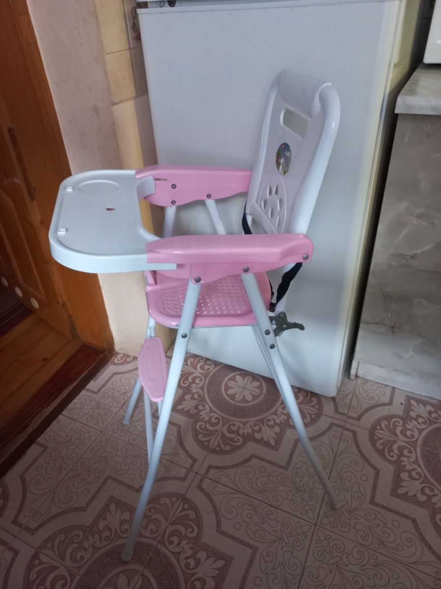 Кріселко годувальне крісло столик для годування