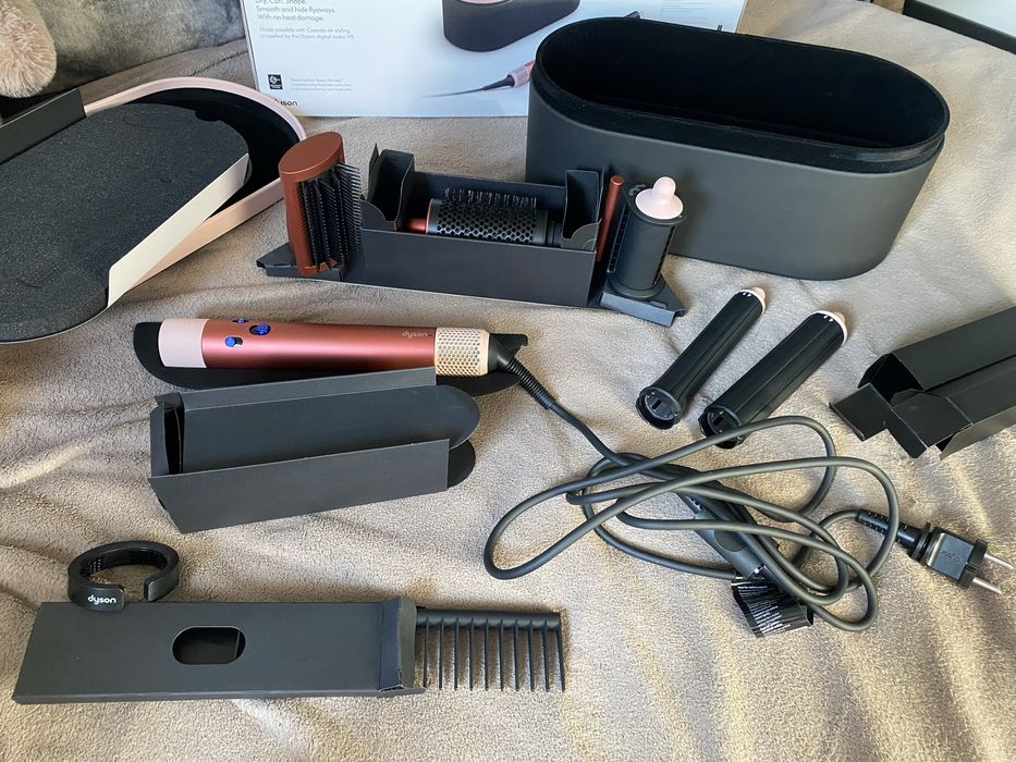 DYSON Airwrap.