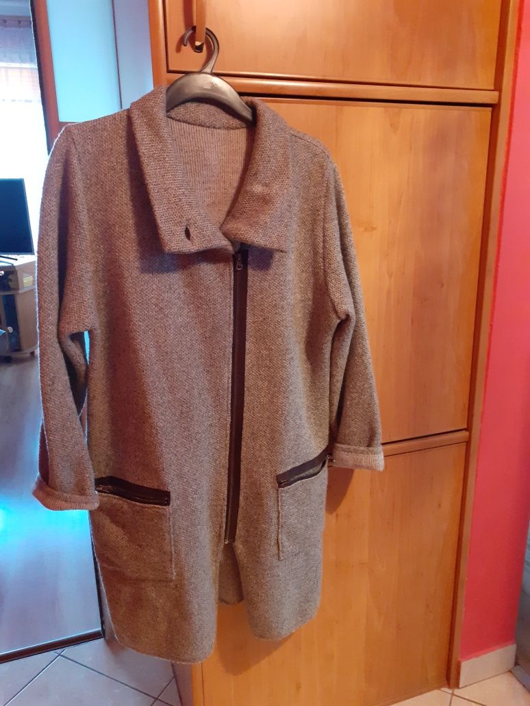 Blezer damski koloru szarego,