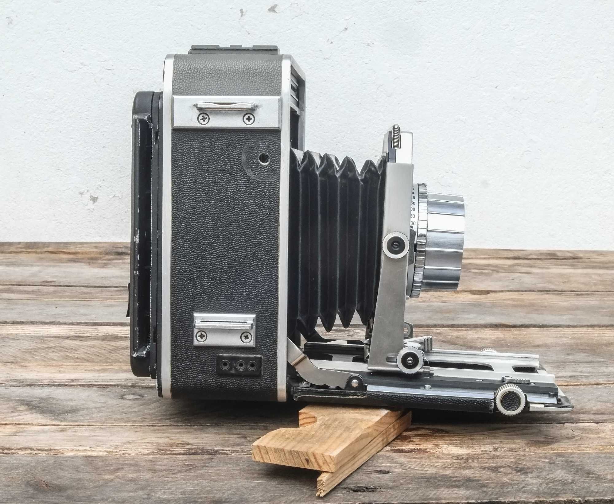 Graflex Super Speed Graphic c/ velocidade 1/1000s, formato 4x5