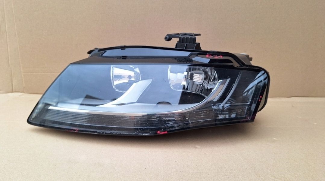 Farol Ótica Audi A4 B8