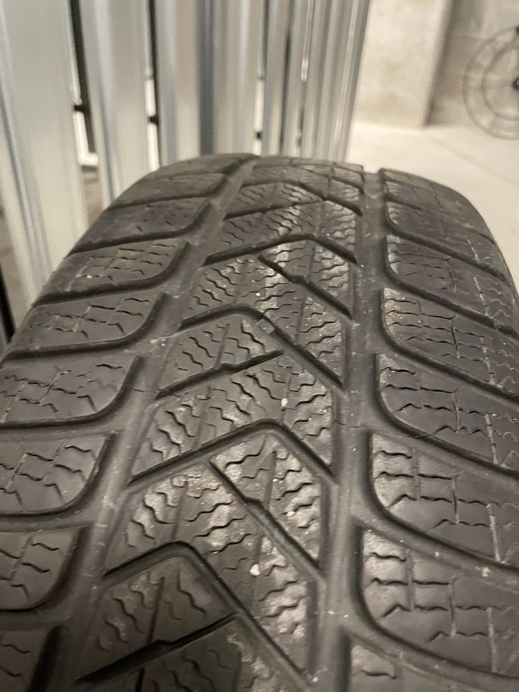 2xPirelli sotto zero3 225/55 R17