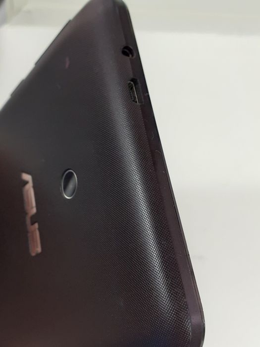 Планшет Asus MeMo Pad 7 K01A