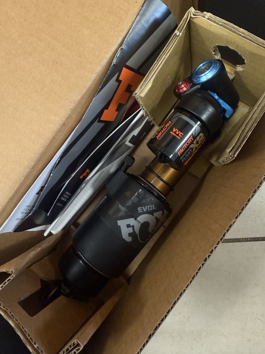 FOX FLOAT X2 FACTORY // 230x62,5mm