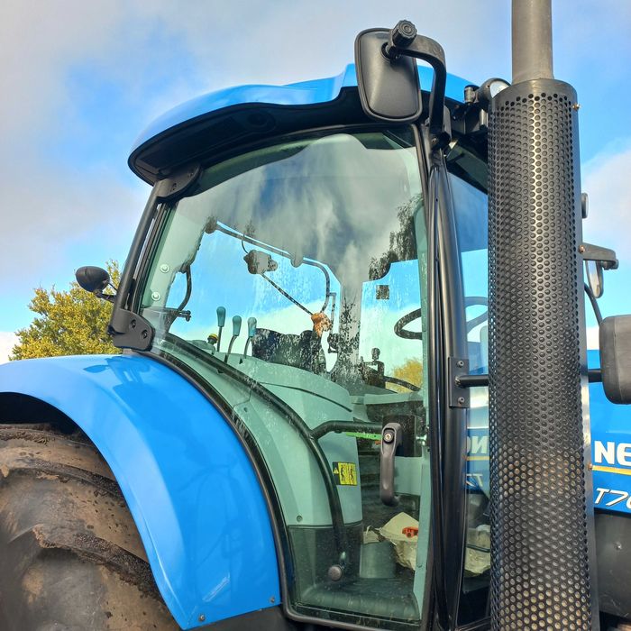 Продам трактор 
New Holland Т7060  2018 рік