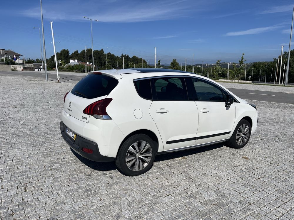 Peugeot 3008 1.6 BlueHDi Style