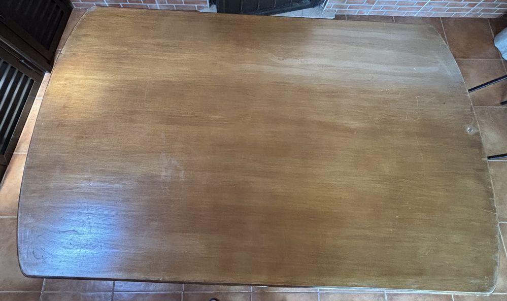 Mesa de madeira extensivel