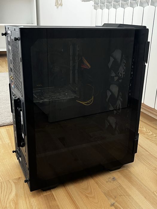 Komputer stacjonarny + monitor