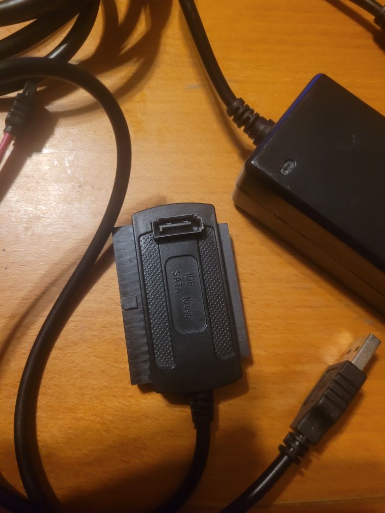 Adapter zewnętrzny SATA / ATA do USB