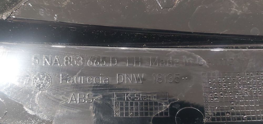 VW Tiguan ll R-Line kratka zderz P.L.przód 5NA.853.666 D 5NA.853.665.D