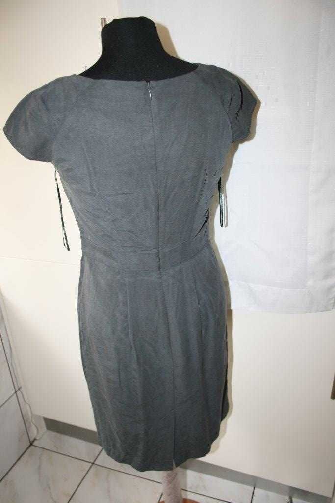 sukienka szara roz 38 M Tatuum klasyczna dopasowana bez rękawów